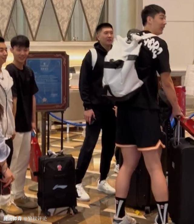 国产成人精品免费视频大