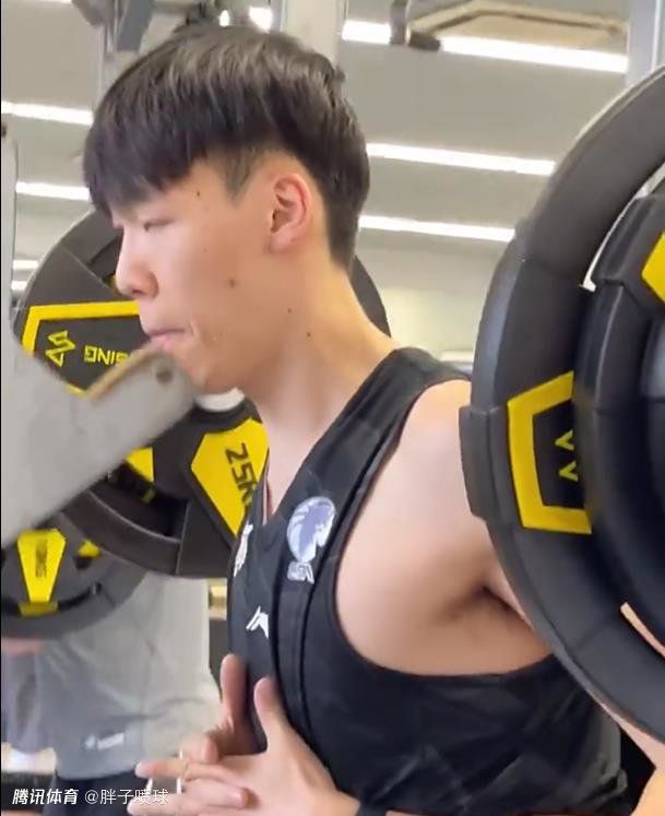 chinese国产惩罚打屁股